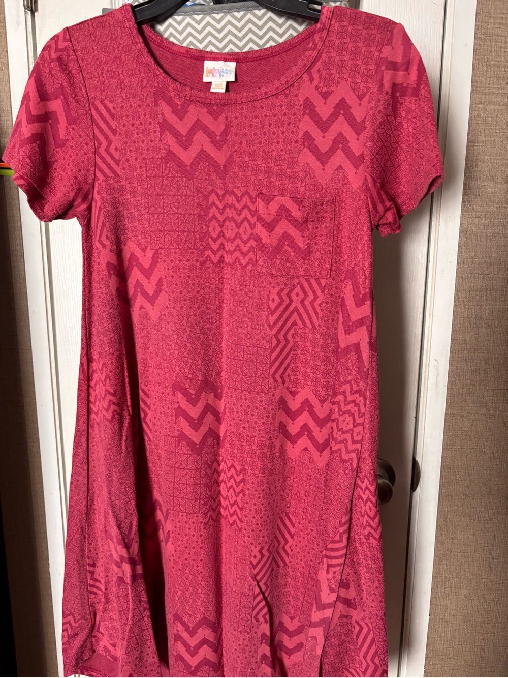 LuLaRoe Rose Pink Geometric Short Sleeve Tunic